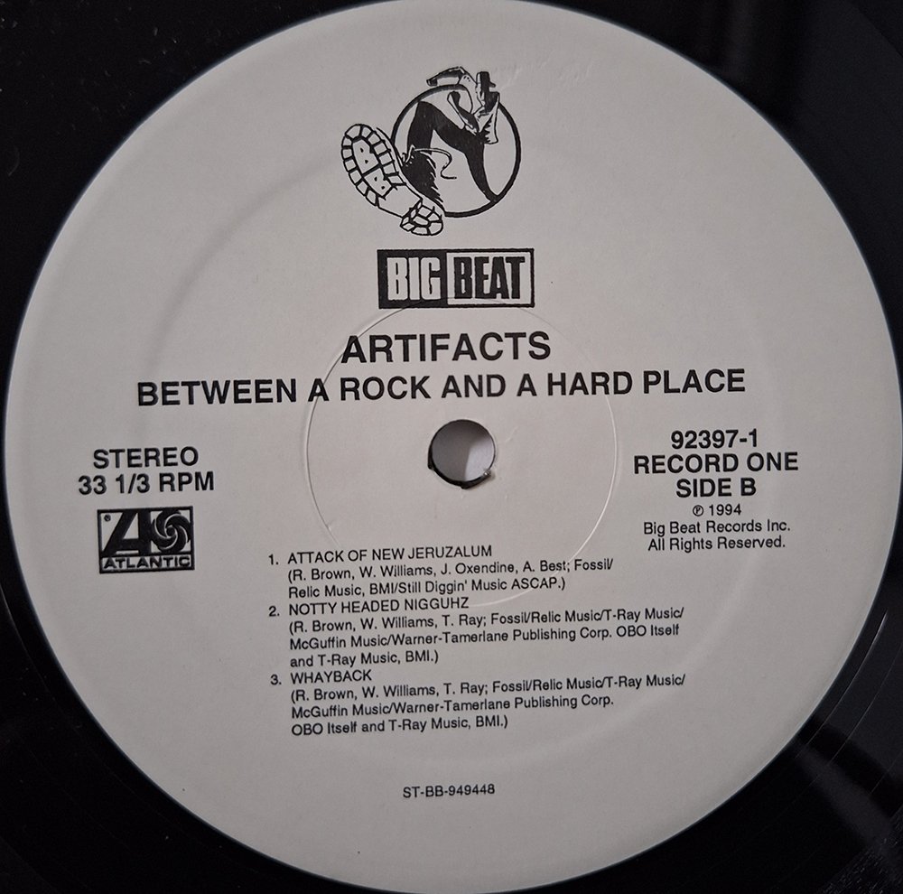 Between a Rock and a Hard Place - Imagem 3